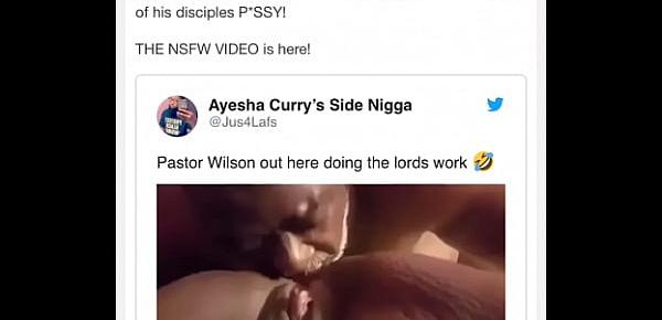  Pastor eating some pussy